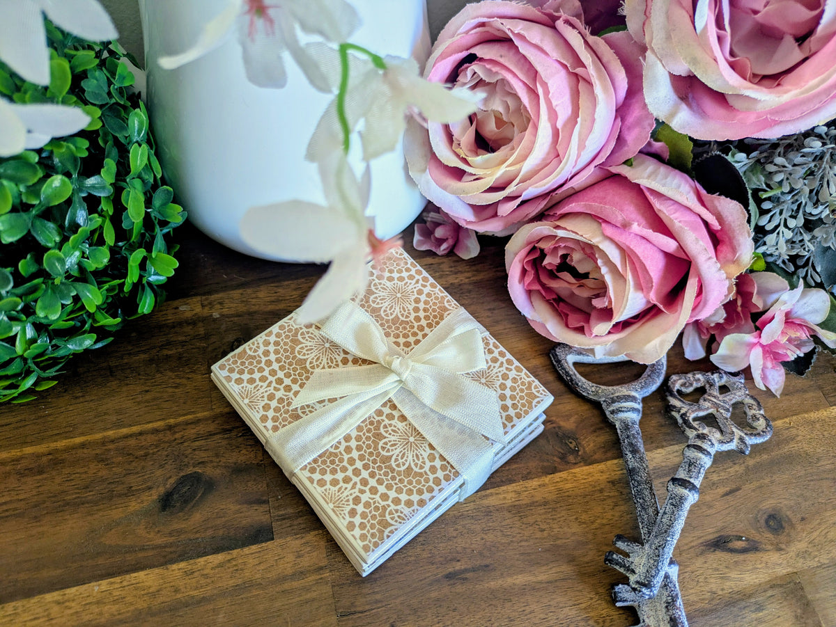 Hand Crafted Ceramic Coaster - Shabby White Lace Pattern Set of 4x
