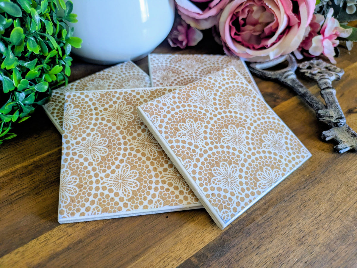 Hand Crafted Ceramic Coaster - Shabby White Lace Pattern Set of 4x