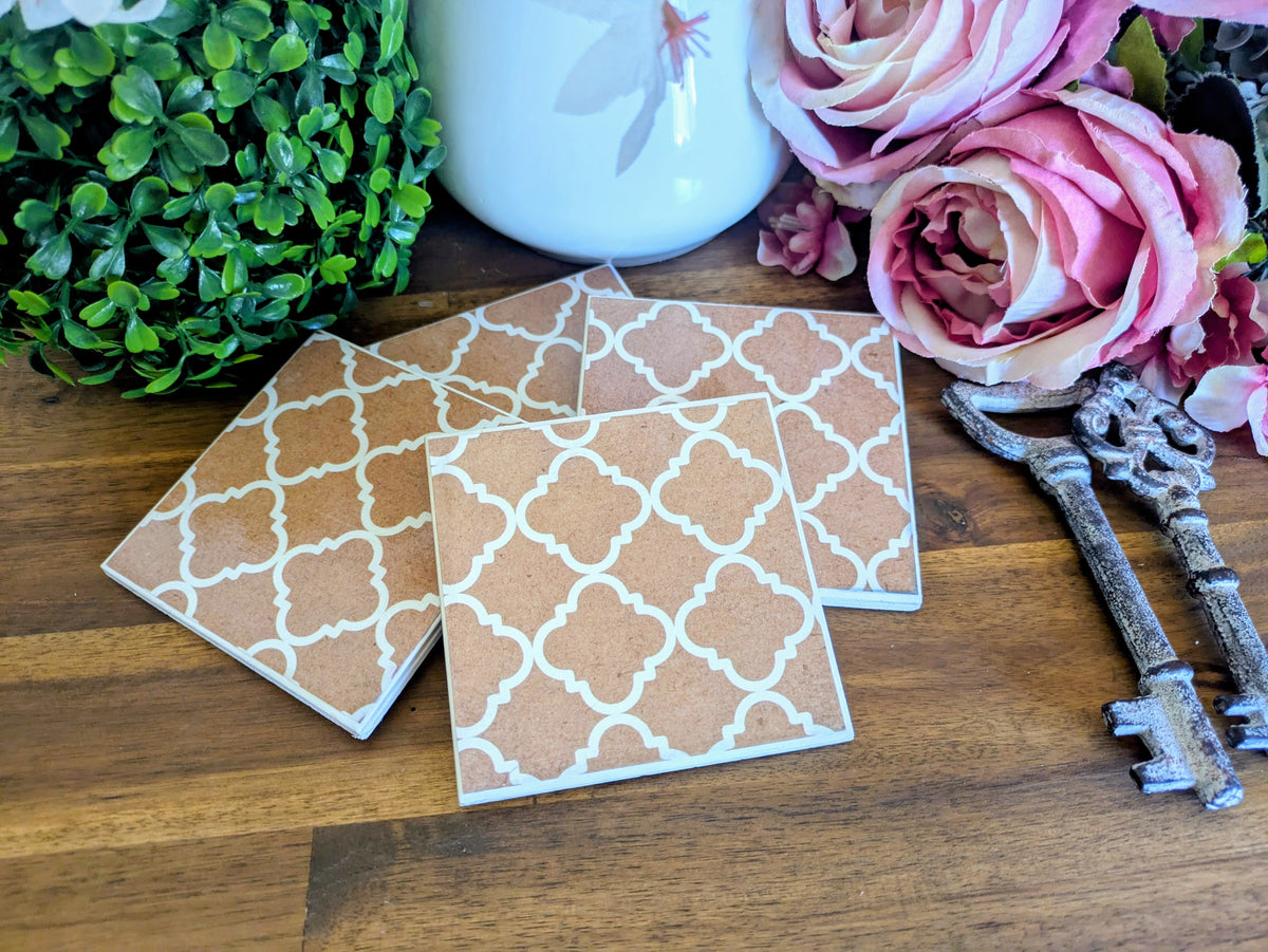Hand Crafted Ceramic Coaster - Vintage White Geo Pattern Set of 4x