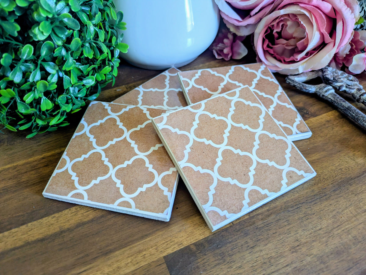 Hand Crafted Ceramic Coaster - Vintage White Geo Pattern Set of 4x