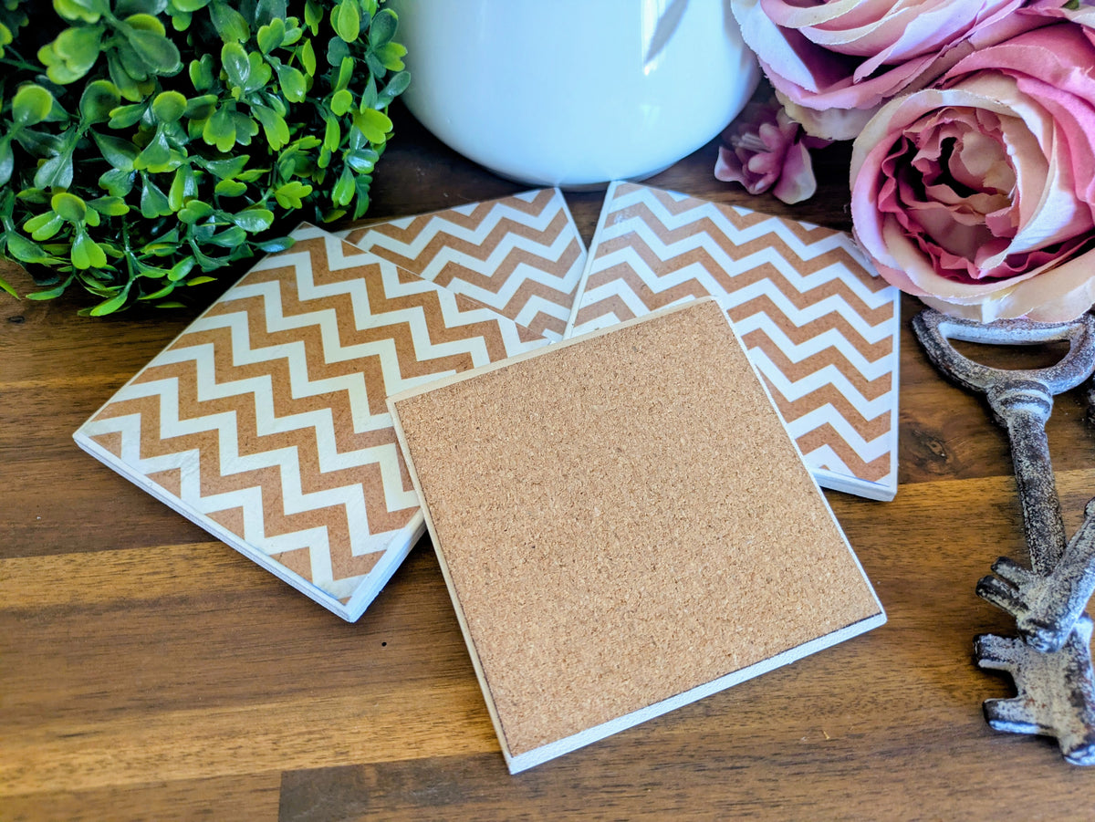 Hand Crafted Ceramic Coaster - Vintage White Zig Zag Pattern Set of 4x