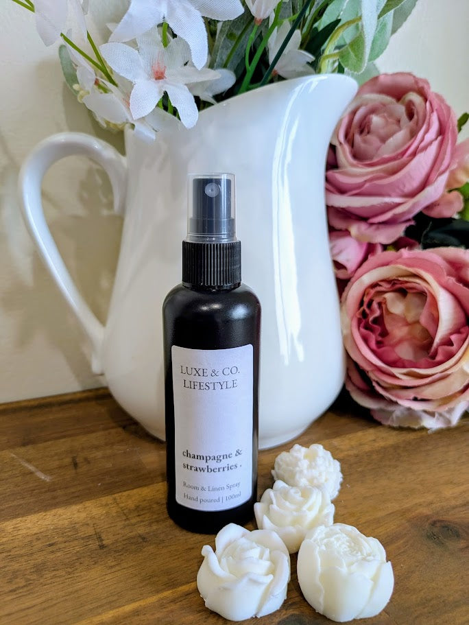 100ml Premium Fragrant Room & Linen Spray - CHAMPAGNE & STRAWBERRIES